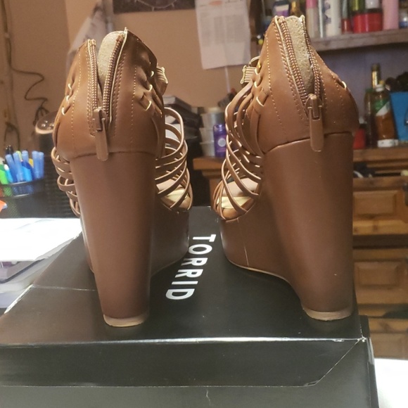 Torrid Wedges - Picture 5 of 6